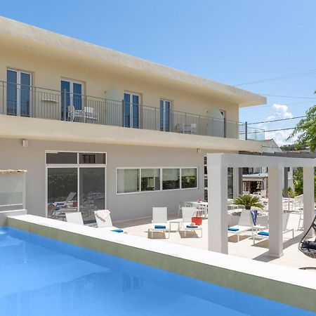 Melina Oasis Boutique Hotel Kassiopi Ngoại thất bức ảnh