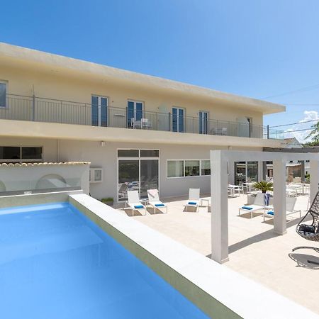 Melina Oasis Boutique Hotel Kassiopi Ngoại thất bức ảnh
